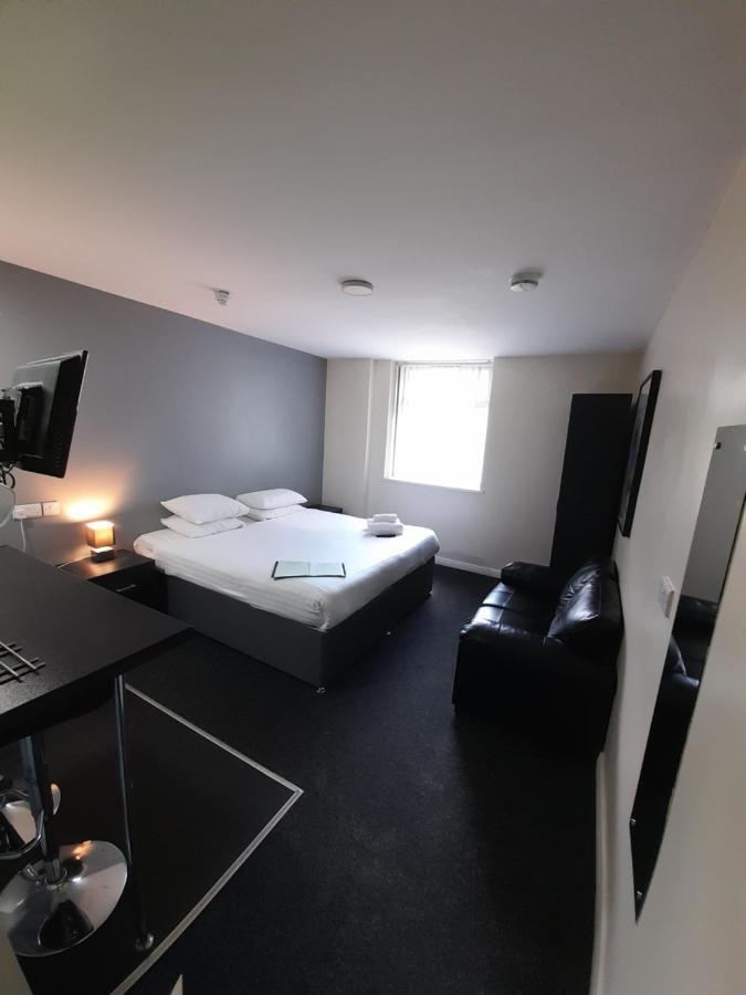 Lymedale Suites Studios & Aparthotel In Newcastle Under Lyme & Stoke Экстерьер фото