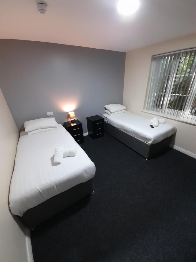 Lymedale Suites Studios & Aparthotel In Newcastle Under Lyme & Stoke Экстерьер фото